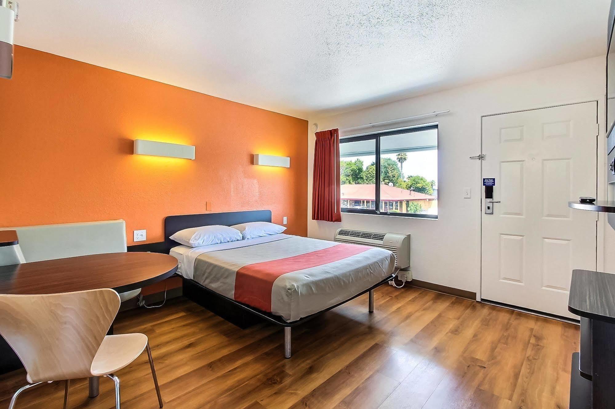Motel 6-Sunnyvale, Ca - South Exterior photo